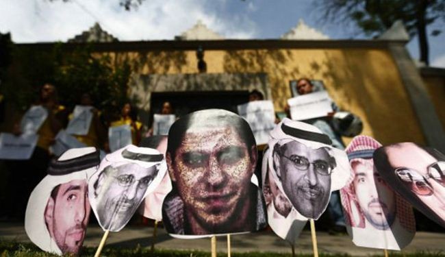 الاندبندنت: أفرجوا عن السعودي رائف بدوي