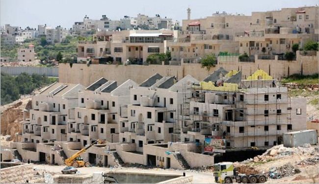 الاحتلال يبني 900 وحدة استيطانية واوباما يهنئ نتانياهو