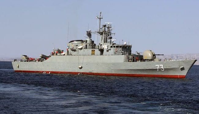 الادميرال سياري: تواجد البحرية الايرانية في المياه الحرة هو لتامين المنطقة