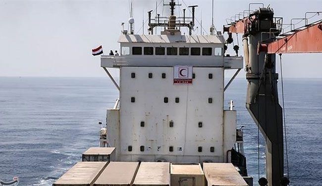خبرنگار العالم: کشتی کمکهای ایران در جیبوتی پهلو گرفت