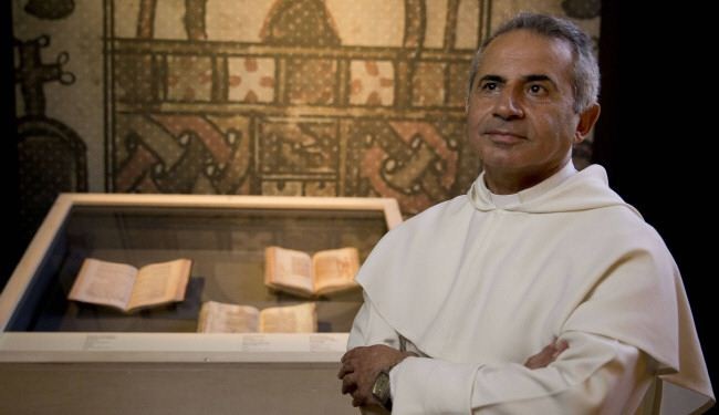راهب انقذ 800 مخطوطة عراقية من ايدي 