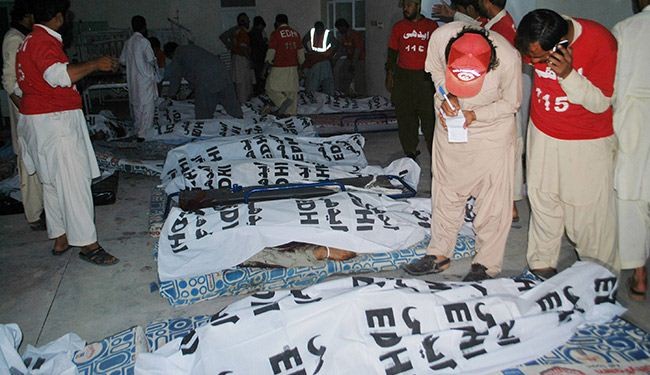ارهابيون يقتلون 21 شخصا كانوا يستقلون حافلتين في باكستان