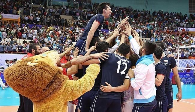 Iran Outplays USA in Straight Sets: Pictorial Report