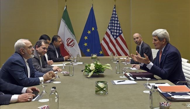 Zarif, Kerry Meet in Vienna for Nuclear Talks