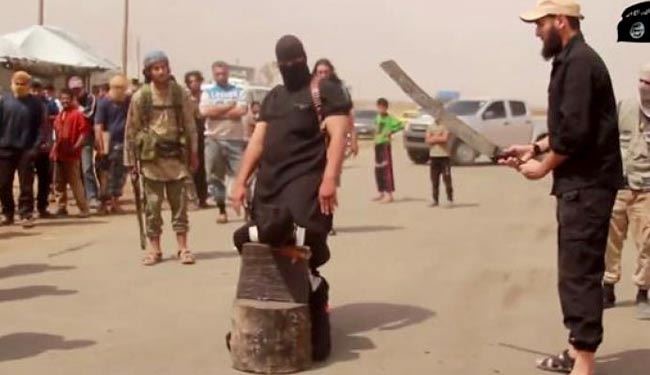 داعش برای نخستین بار 2 زن را گردن زد