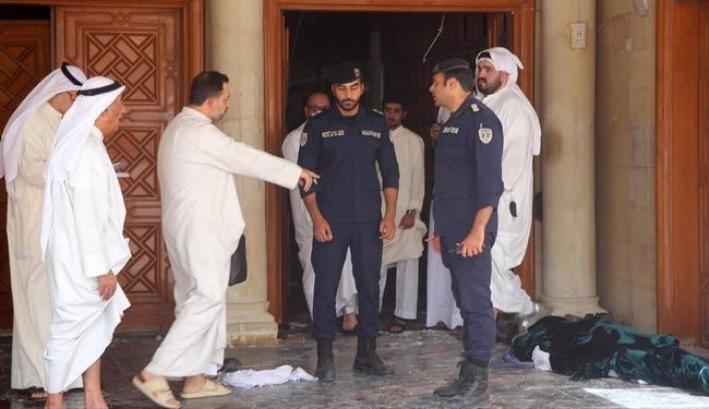 بازداشت 2 افسر کویتی در ارتباط با حمله به مسجد امام صادق