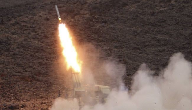 حمله موشکی به مواضع نظامی سعودی
