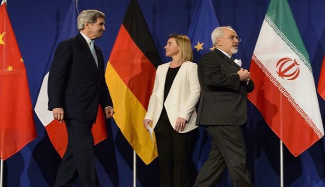 Zarif, Kerry, Mogherini Continue Negotiations on Sticking Points