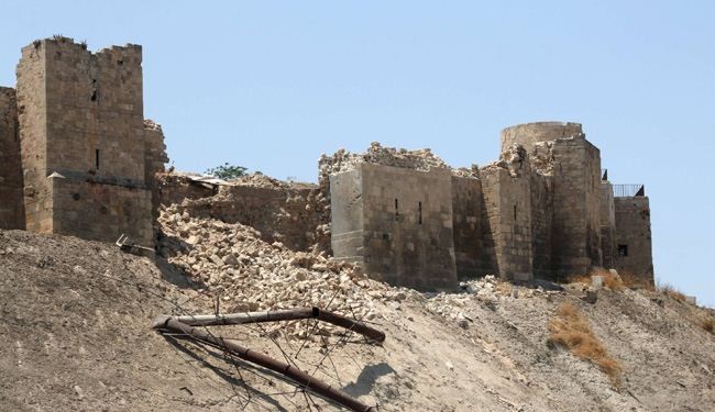 انهيار جزء من سور قلعة حلب الاثرية بتفجير المسلحين نفقا قربها