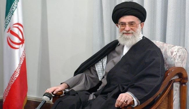 Supreme Leader Pardons over 900 Prisoners