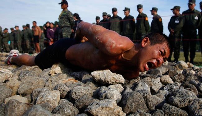 دشوارترین تمرین های نظامی در دنیا + عکس