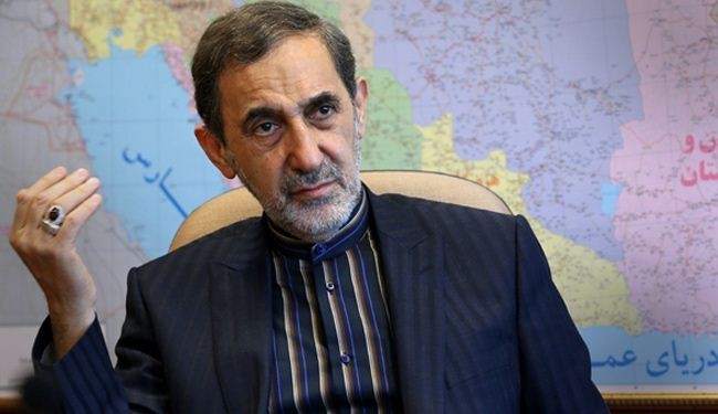 ولايتي: ايران لن تسمح بتفتيش مراكزها العسكرية