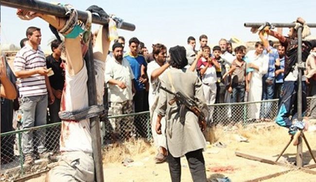 داعش تامین کننده غذا در دیرالزور را به صلیب کشید