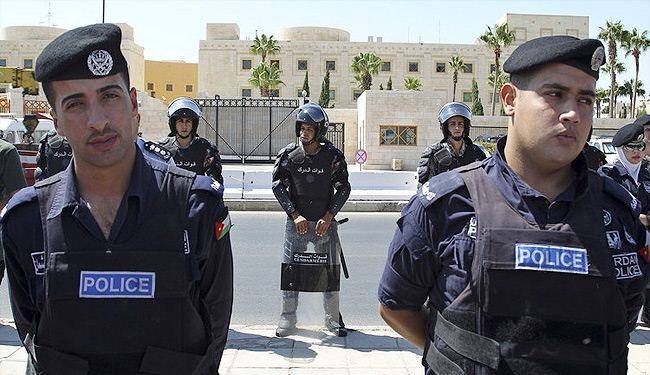 سجن 8 اردنيين خططوا لاستهداف أميركيين وسفارة الاحتلال