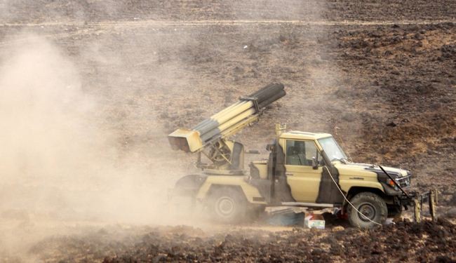قصف مدفعي وصاروخي سعودي على مناطق باليمن