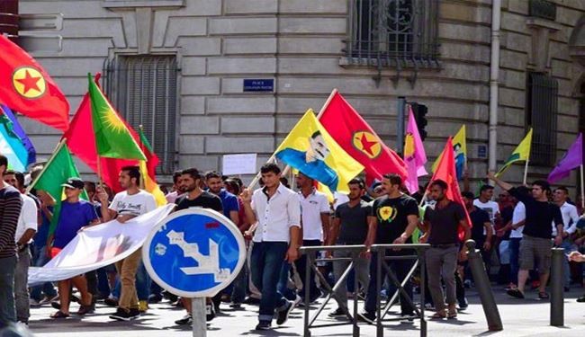 Pics: Kurdish Protesters in France Condemn Turkish Attacks