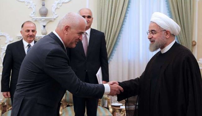 Rouhani: Iran Hails Development of Ties with Azerbaijan