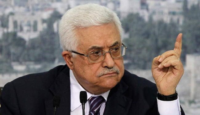 عباس يستقيل من رئاسة اللجنة التنفيذية لمنظمة التحرير