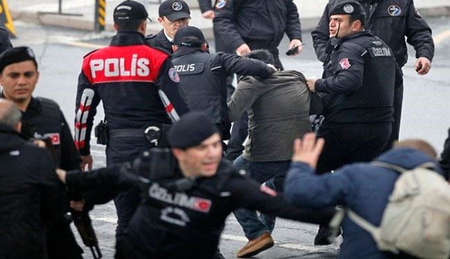 تركيا تسجن رؤساء بلديات بمناطق كردية