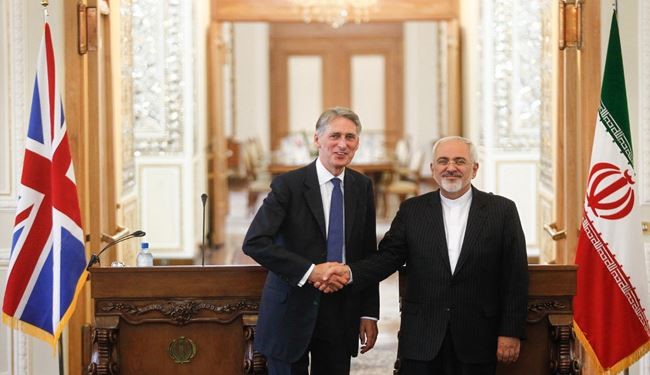 UK’s FM Hammond, Iran’s FM Zarif Hold Joint Press Conference