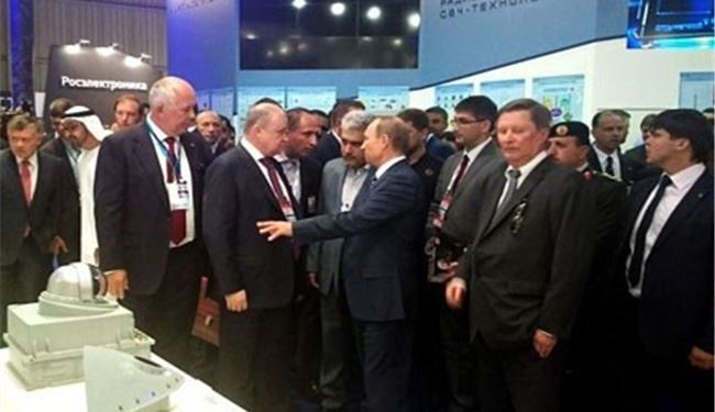 Iranian VP Sattari Meets Russian President Putin in Moscow