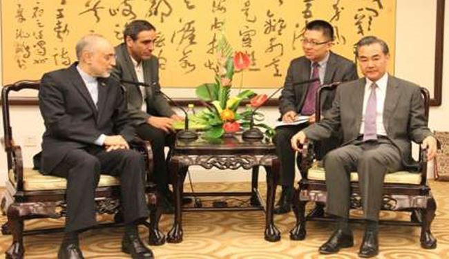 Iran’s Nuclear Chief, Chinese FM Urge Closer Ties