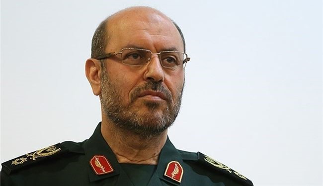 Defense Minister: Iran Always Supports Resistance