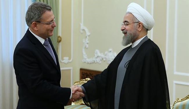 Iranian President Receives Czech Foreign Minister in Tehran