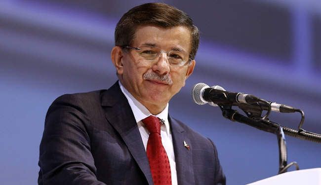 داود اوغلو: تركيا بحاجة لحكومة من حزب واحد 