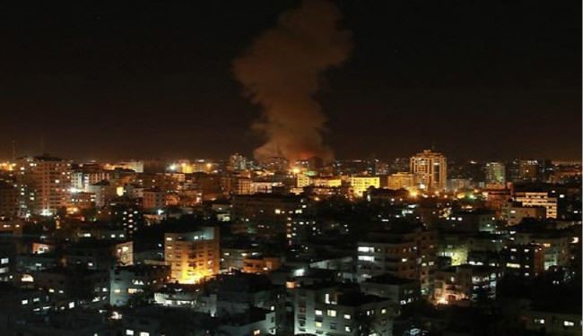 عدوان جوي اسرائيلي على غزة وصواريخ على مستوطنات الاحتلال