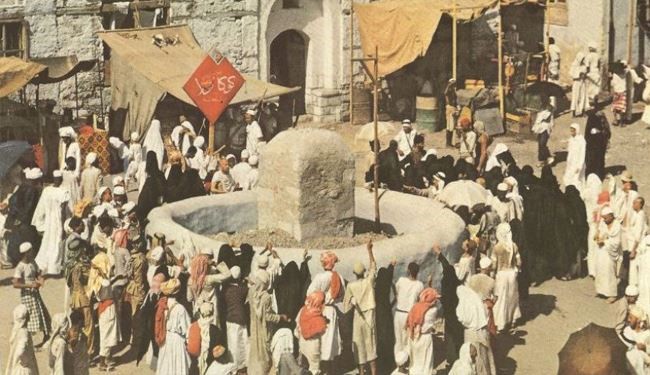 25 Amazing Photos from Hajj 1953