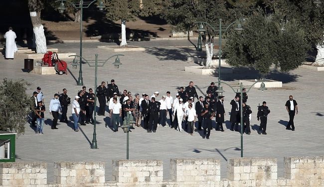 Israelis Attack Palestinian Worshipers at Al-Aqsa Mosque, PICS