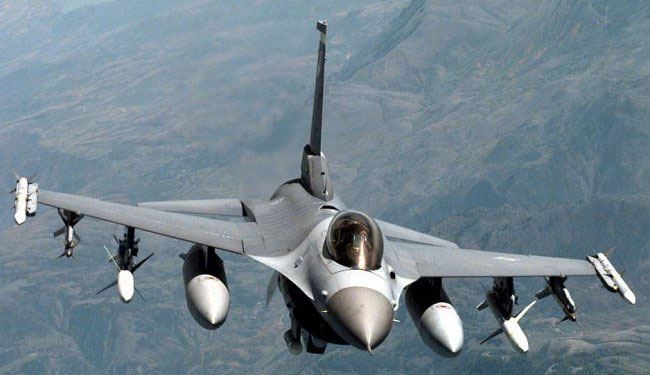 طائرة اميركية تتجنب مواجهة مع طائرة روسية في سوريا