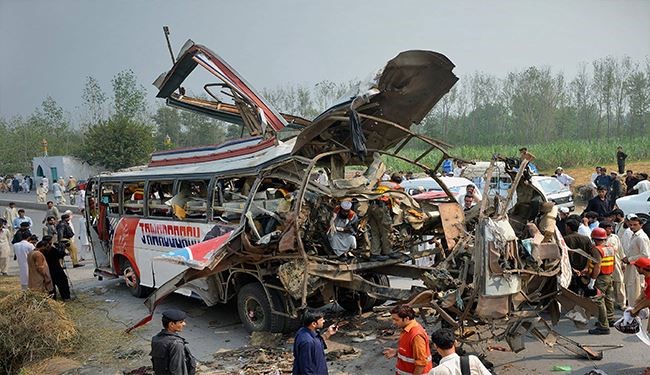 At Least 11 Dead in SW Pakistan Bus Explosion