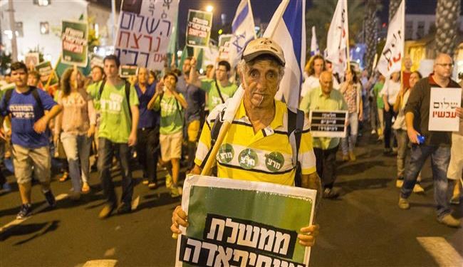 Thousands of Israelis Protest against Zionist Regime’s PM Policies