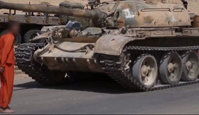ISIS New Mad Execution, Victim Crashed under Battle Tank