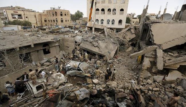 Saudi Fighter Jets Kill 13 Yemenis in Attack on Bus
