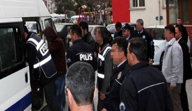 بازداشت شماری از افسران و کارمندان پلند پایه ترکیه