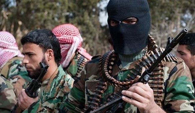 جماعات سورية مسلحة تحتجز جنودا ومدنيين بأقفاص معدنية