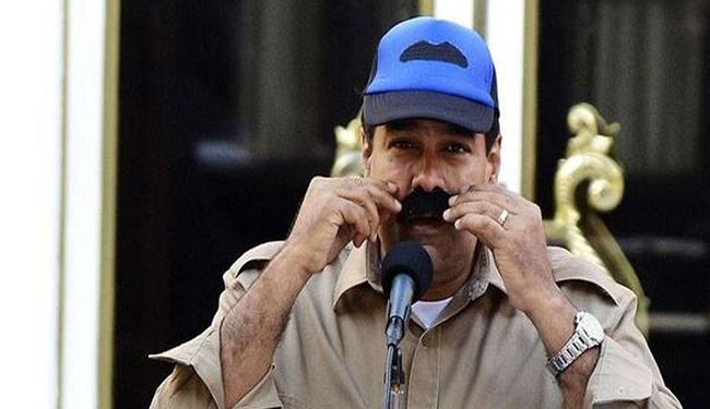 الرئيس الفنزويلي يتعهد بحلق شاربه في حال ..