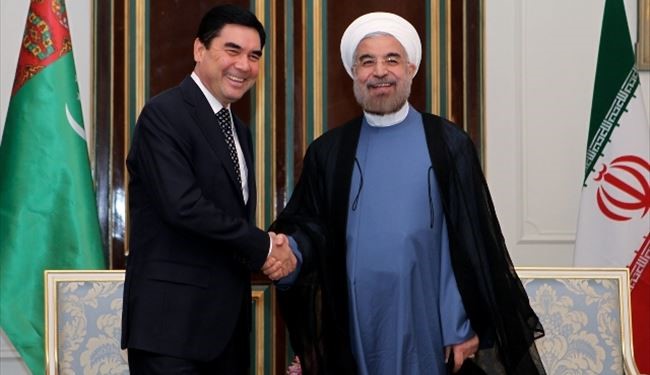 الرئيس روحاني يؤكد على زيادة حجم التبادل التجاري مع تركمانستان