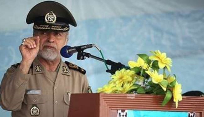 قائد الجيش الايراني: سنقطع أرجل الاعداء في المنطقة
