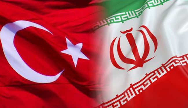 Iranian FM Zarif Urges Expansion of Security Ties with Turkey