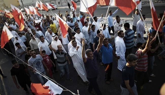 اعلام وفاداری بحرینی ها به شهدای انقلاب 14 فوریه
