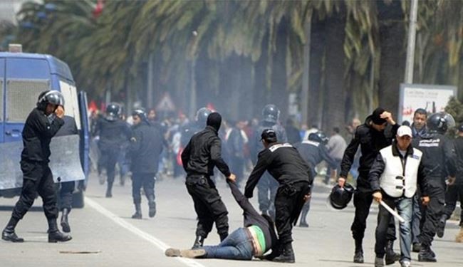 تونس توقف 423 شخصا على خلفية الاحتجاجات