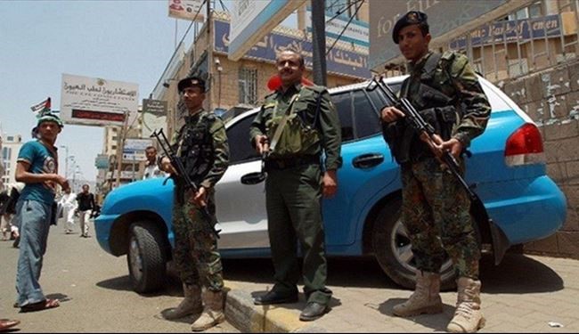 إصابة ضابط يمني ومقتل 3 من مرافقيه في لحج