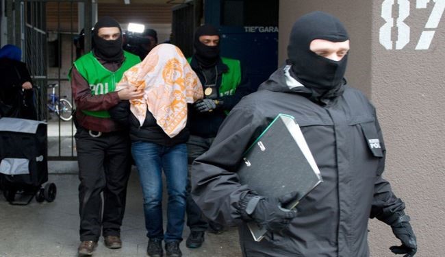 German Police Arrest 4 Algerians Suspected of ISIS Terror Acts in Berlin