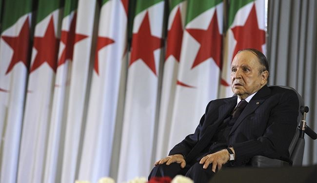 تعديلات دستورية في الجزائر تحدد فترتين للرئاسة