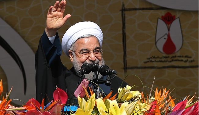 روحاني: الشعب الايراني محب للسلام وفضح اکاذيب الاستكبار