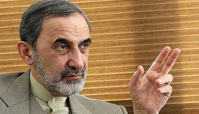 ولايتي: تطوير العلاقات مع اليابان من اولويات سياسة ايران الخارجية
